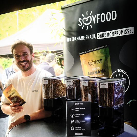 Soyfood vs. SOOYFOOD – geröstete Edamame aus Europa als nachhaltiger Protein Snack im Vergleich zu herkömmlichem Soyfood.